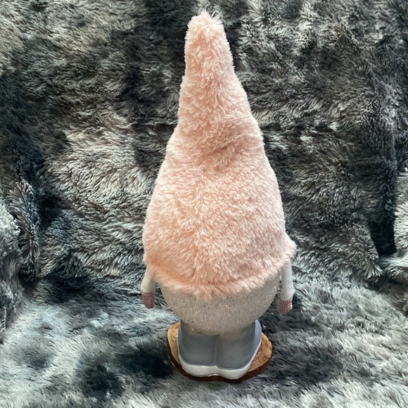 Pink Christmas Gnome lamp - Picture 4 of 16